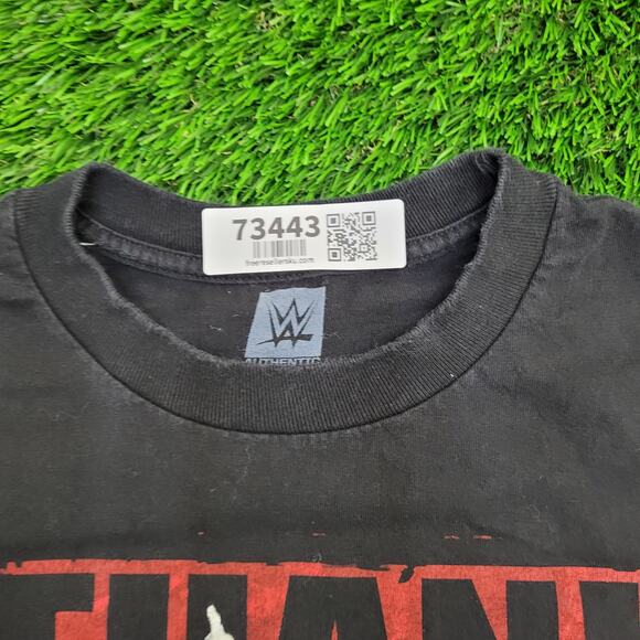 WWE Shirt Medium 19x25 Bryan-Danielson - Picture 11 of 13